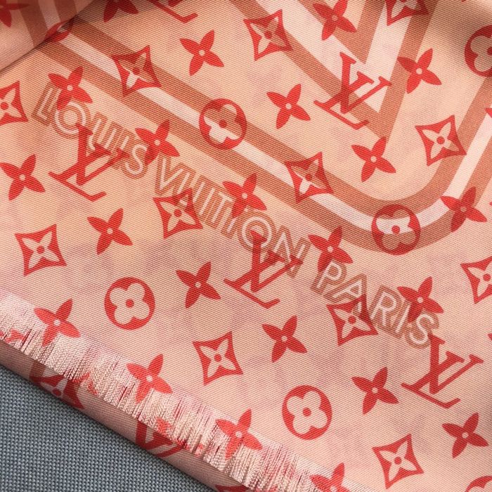 Louis Vuitton Scarf LVS00129